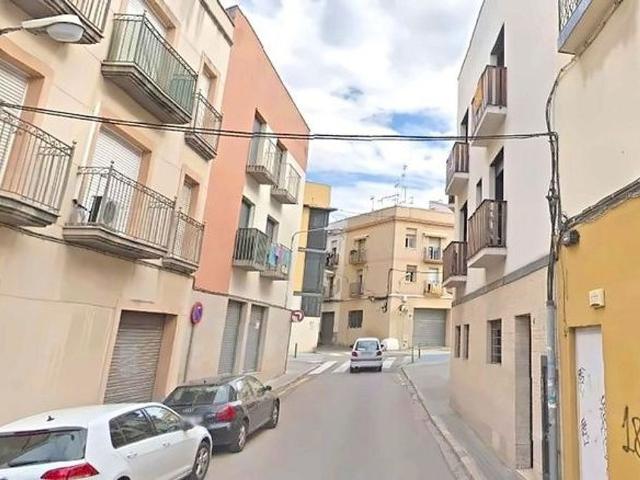 Piso en venta en calle De Santa Magdalena, Vilanova i La Geltrú, de 70 m² 3 habitaciones por 51.000