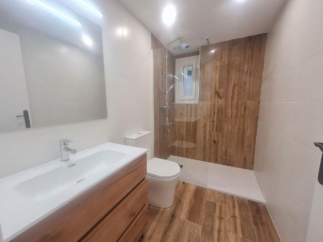 Piso en venta en calle De Santa Margarida, Puig Reig, de 58 m² 2 habitaciones por 89.200