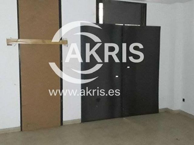 Piso en venta en calle De Santa Maria, Manresa, de 85 m² 1 habitación por 49.600