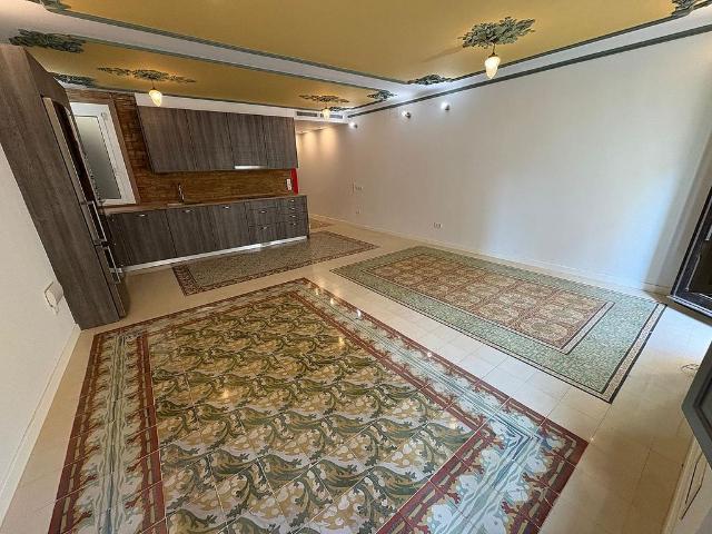 Piso en venta en calle De Santa Anna, Barcelona, de 85 m² 2 habitaciones por 675.000