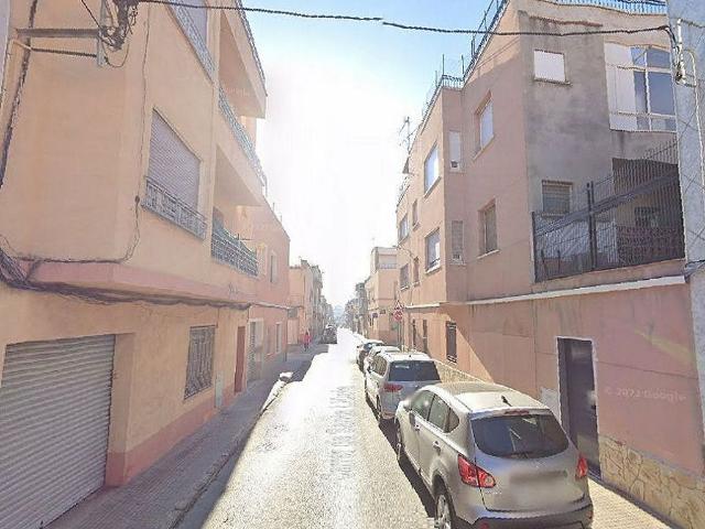 Piso en venta en calle De Santa Llúcia, Terrassa, de 193 m² 3 habitaciones por 153.500