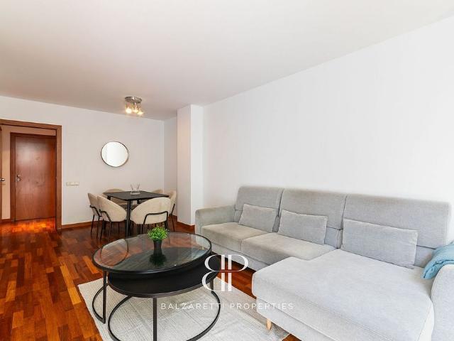 Piso en venta en calle De Sepúlveda, Barcelona, de 88 m² 3 habitaciones por 585.000