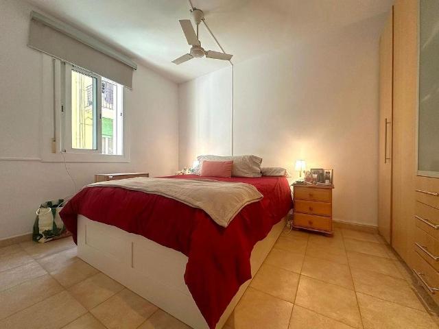 Piso en venta en calle De Sevilla, Barcelona, de 36 m² 1 habitación por 195.000