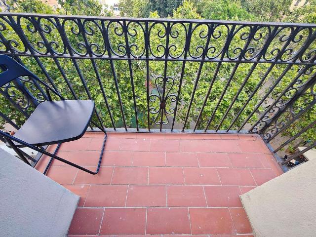 Piso en venta en calle De Sevilla, Barcelona, de 60 m² 3 habitaciones por 325.000