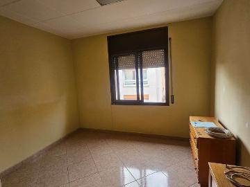 Piso en venta en calle De Sigüenza, Barcelona, de 50 m² 2 habitaciones por 195.000