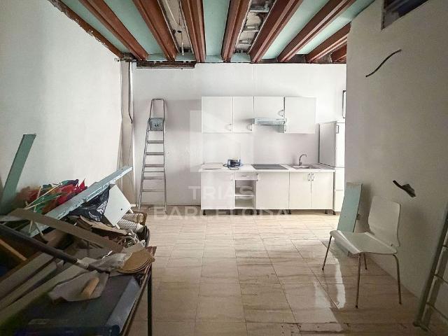Piso en venta en calle De Simó Oller, Barcelona, de 149 m² 5 habitaciones por 680.000