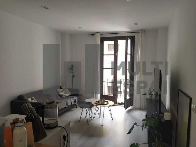 Piso en venta en calle De Tagamanent, Barcelona, de 75 m² 2 habitaciones por 430.000
