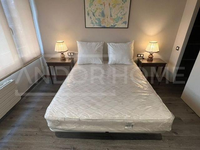 Piso en venta en calle De Tarragona, Barcelona, de 75 m² 2 habitaciones por 519.000