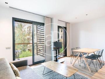 Piso en venta en calle De Ticià, Barcelona, de 67 m² 2 habitaciones por 510.000