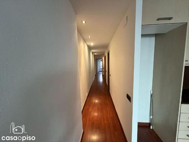 Piso en venta en calle De Topete, Terrassa, de 79 m² 3 habitaciones por 227.500