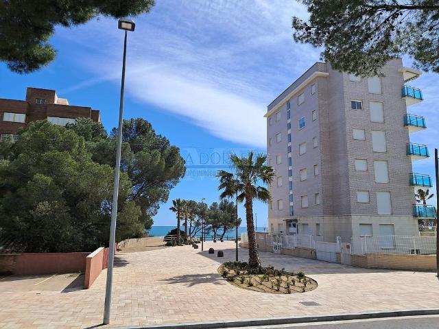 Piso en venta en calle De Tortosa, Mont Roig del Camp, de 88 m² 2 habitaciones por 172.900
