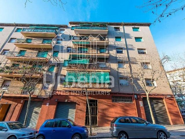 Piso en venta en calle De València, Mataró, de 95 m² 3 habitaciones por 138.180