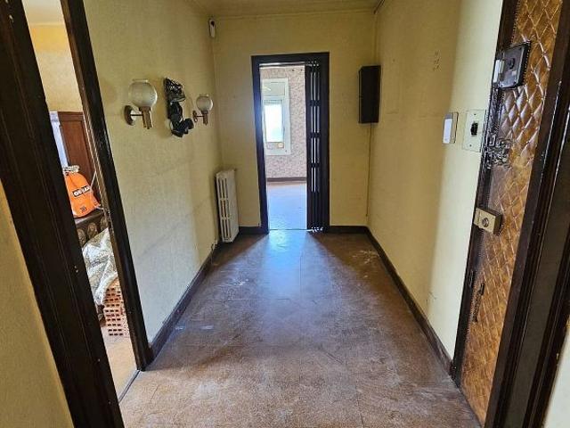 Piso en venta en calle De València, Barcelona, de 105 m² 4 habitaciones por 400.000