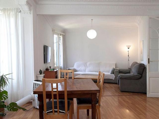 Piso en venta en calle Gran Via de Les Corts Catalanes, Barcelona, de 110 m² 4 habitaciones por 619.900