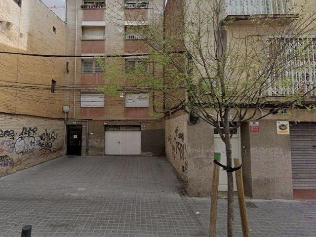 Piso en venta en calle De Vallparda, Hospitalet de Llobregat, L´, de 1 m² 3 habitaciones por 11.460