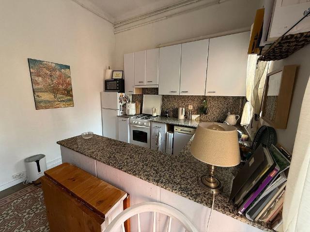 Piso en venta en calle De Vallseca, Barcelona, de 34 m² 1 habitación por 146.000