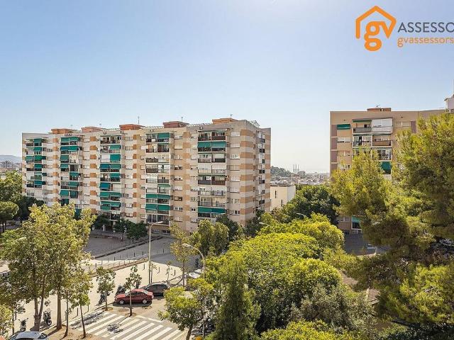 Piso en venta en calle De Ventura Rodríguez, Barcelona, de 65 m² 3 habitaciones por 359.000