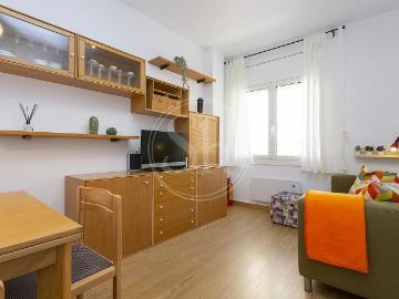 Piso en venta en calle De Verdi, Barcelona, de 49 m² 2 habitaciones por 350.000