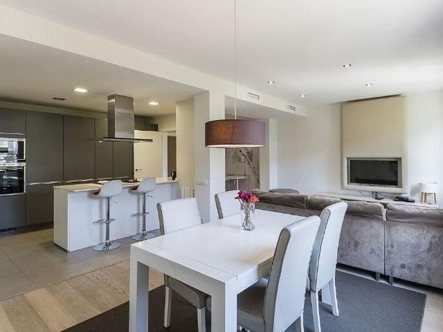 Piso en venta en calle De Verdi, Barcelona, de 92 m² 3 habitaciones por 625.000