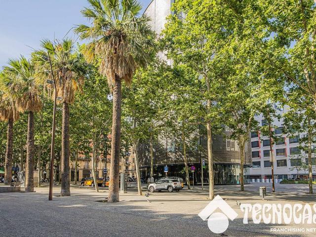 Piso en venta en calle De Vistalegre, Barcelona, de 48 m² 2 habitaciones por 130.000