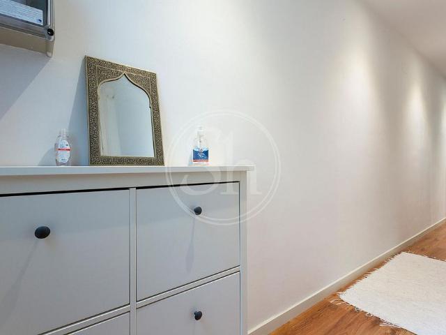 Piso en venta en calle De Vistalegre, Barcelona, de 40 m² 2 habitaciones por 195.000