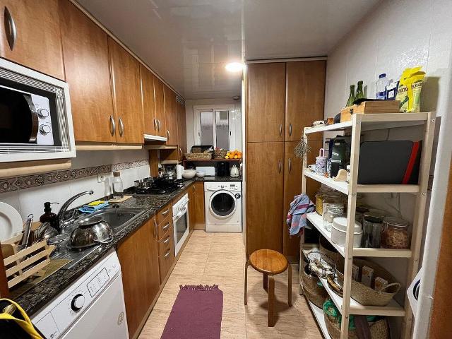 Piso en venta en calle De Wagner, Santa Coloma de Gramanet, de 59 m² 2 habitaciones por 169.999