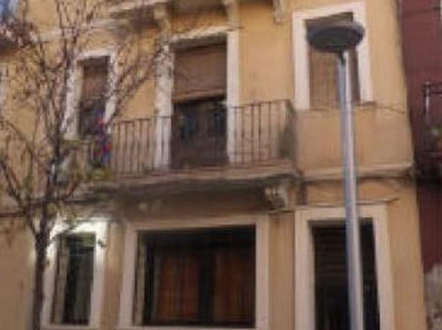 Piso en venta en calle De Xifré, Barcelona, de 54 m² 2 habitaciones por 157.000