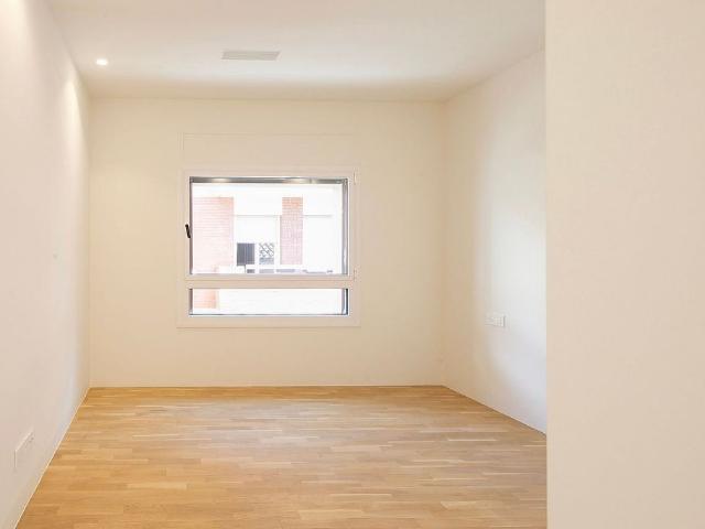 Piso en venta en calle Del Taquígraf Garriga, Barcelona, de 60 m² 2 habitaciones por 520.000