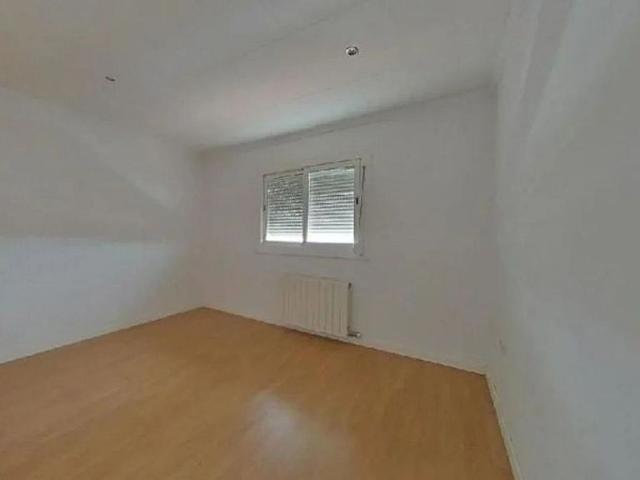 Piso en venta en calle Del Tigre, Barcelona, de 97 m² 3 habitaciones por 275.000