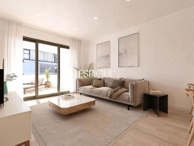 Piso en venta en calle Del Torin, Girona, de 131 m² 3 habitaciones por 495.000