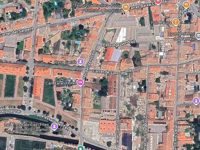 Piso en venta en calle Del Vendrell, Manlleu, de 62 m² 3 habitaciones por 128.000