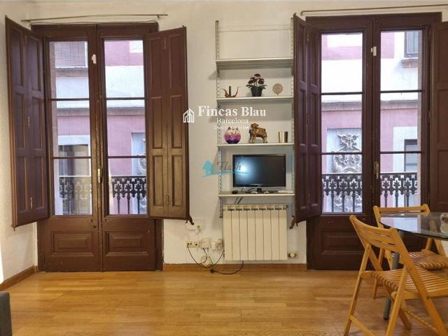 Piso en venta en calle Del Vidre, Barcelona, de 80 m² 2 habitaciones por 350.000
