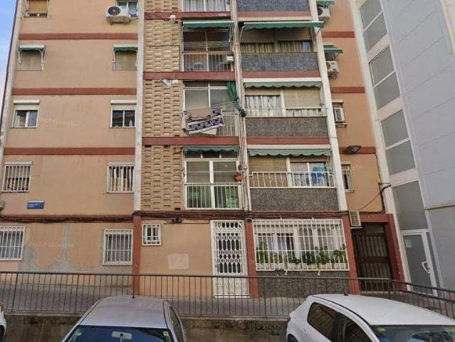 Piso en venta en calle Del Bambú, Cornellà de Llobregat, de 53 m² 3 habitaciones por 133.940
