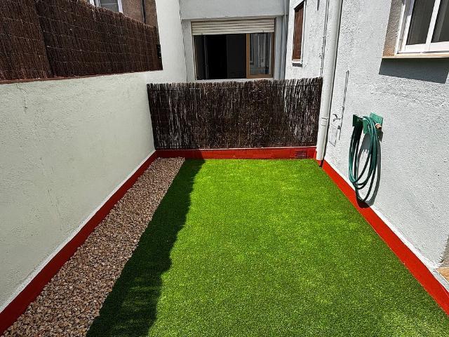 Piso en venta en calle Del Berguedà, Terrassa, de 93 m² 4 habitaciones por 236.000