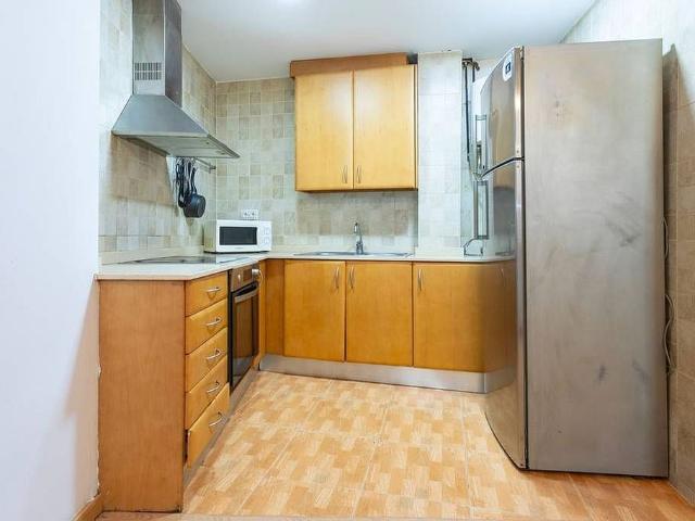 Piso en venta en calle Del Brosolí, Barcelona, de 43 m² 1 habitación por 190.000