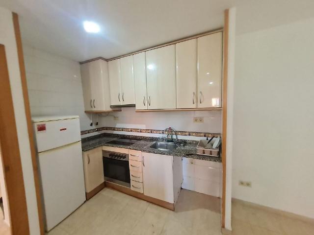 Piso en venta en calle Del Camí Ral, Esparreguera, de 55 m² 2 habitaciones por 163.000