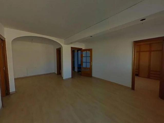 Piso en venta en calle Del Camí Ral, Esparreguera, de 96 m² 3 habitaciones por 170.000