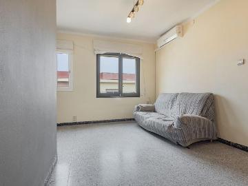 Piso en venta en calle Del Canigó, Barcelona, de 43 m² 2 habitaciones por 250.000