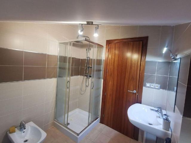Piso en venta en calle Del Carrilet, Llagostera, de 120 m² 2 habitaciones por 255.000