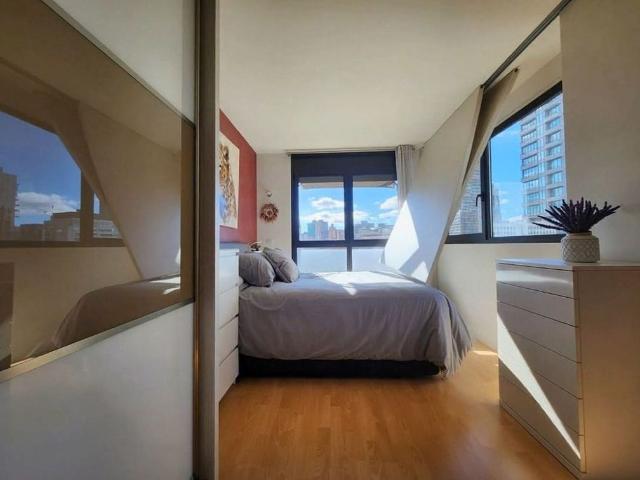 Piso en venta en calle Del Cinca, Barcelona, de 44 m² 1 habitación por 310.000