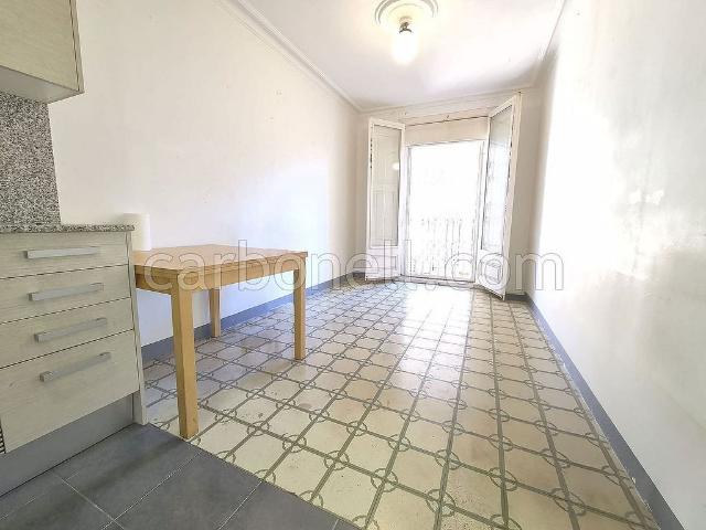 Piso en venta en calle Del Comte Borrell, Barcelona, de 97 m² 3 habitaciones por 475.000