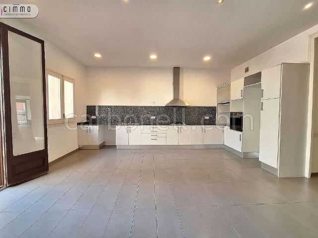 Piso en venta en calle Del Comte Borrell, Barcelona, de 97 m² 3 habitaciones por 545.000