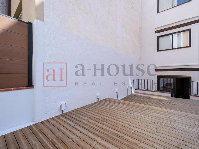Piso en venta en calle Del Consell de Cent, Barcelona, de 45 m² 2 habitaciones por 410.000