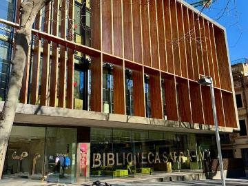 Piso en venta en calle Del Clos de Sant Francesc, Barcelona, de 35 m² 1 habitación por 299.000