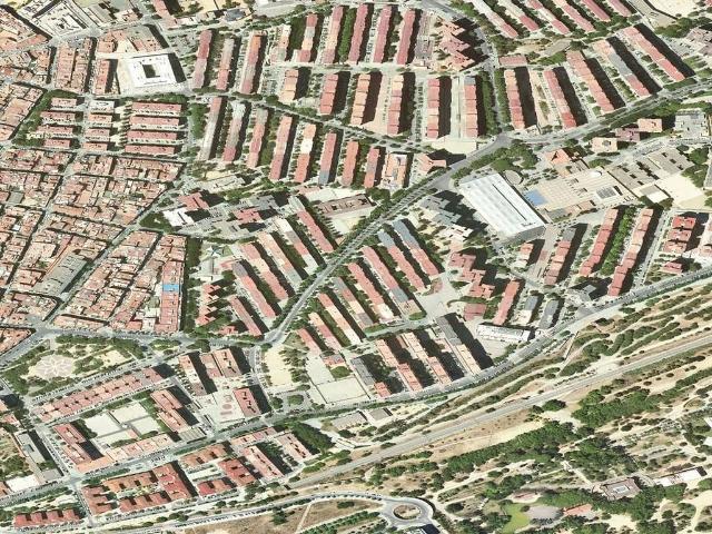 Piso en venta en calle Del Desmai, Cornellà de Llobregat, de 50 m² 2 habitaciones por 130.900