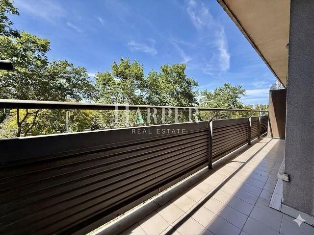 Piso en venta en calle Del Doctor Aiguader, Barcelona, de 87 m² 3 habitaciones por 470.000