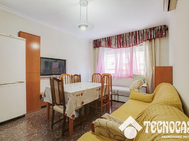 Piso en venta en calle Del Doctor Balari i Jovany, Barcelona, de 79 m² 3 habitaciones por 269.900
