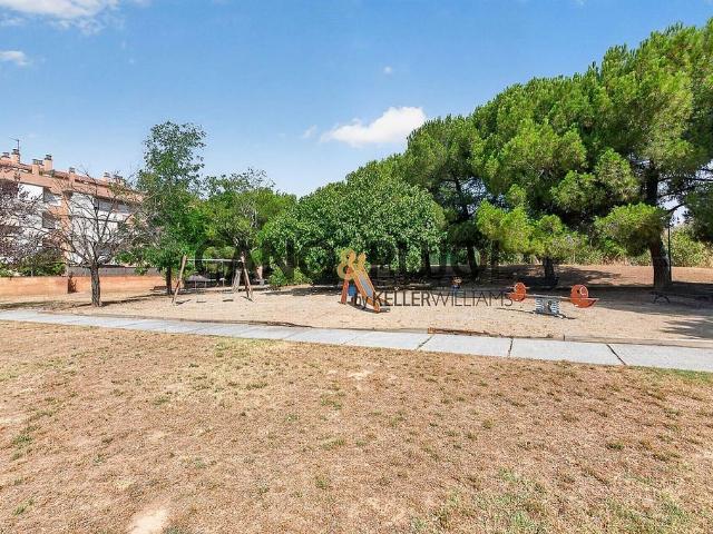 Piso en venta en calle Del Doctor Ferran, Rubí, de 71 m² 3 habitaciones por 315.000