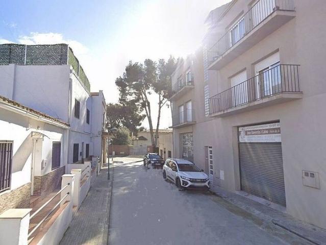 Piso en venta en calle Del Doctor Fleming, Granada, La, de 298 m² 4 habitaciones por 24.000