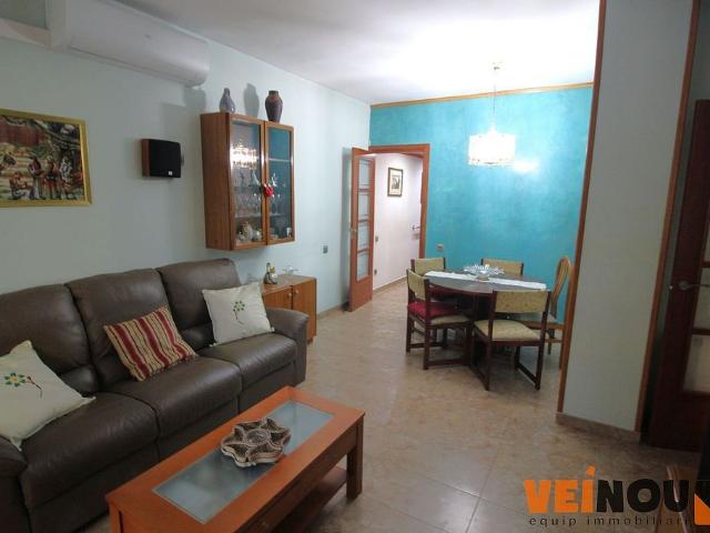 Piso en venta en calle Del Doctor Martí Julià, Hospitalet de Llobregat, L´, de 60 m² 3 habitaciones por 262.000